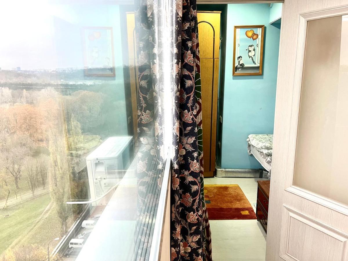 Fantastic View On Chisinau Center - Super Fast Wifi - Two Botanical Gardens - 2Br Apartment Bagian luar foto